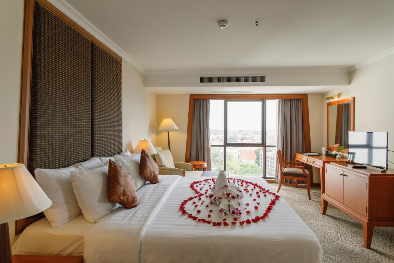 Amora Thapae Hotel Τσιάνγκ Μάι Εξωτερικό φωτογραφία